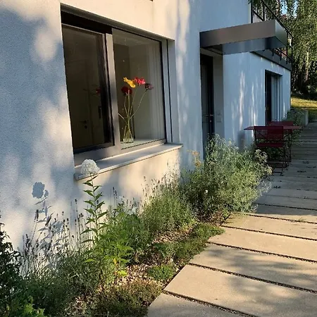 Апартаменты F80-die Feine Ferienwohnung Регенсбург